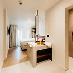 Alfred & Gastro Bar Hotel *