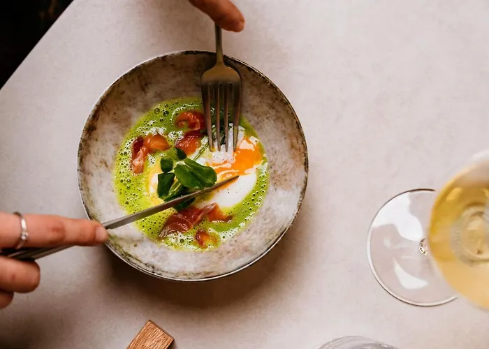 Hotel Alfred & Gastro Bar