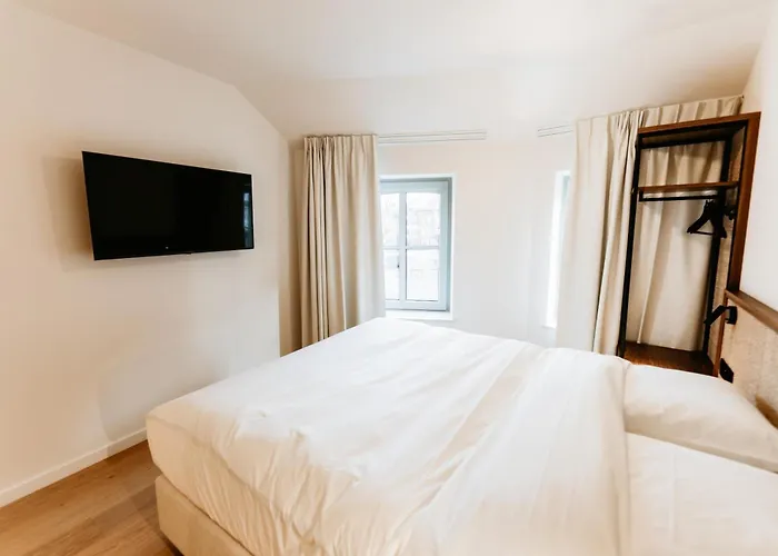 Alfred & Gastro Bar Hotel