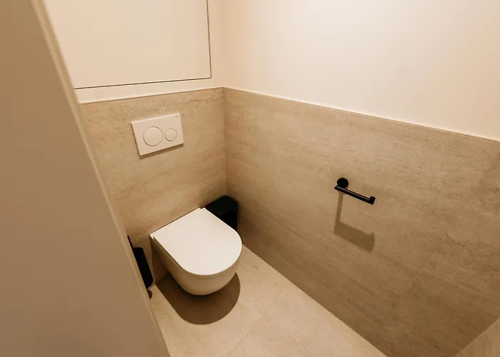 Alfred & Gastro Bar Hotel *