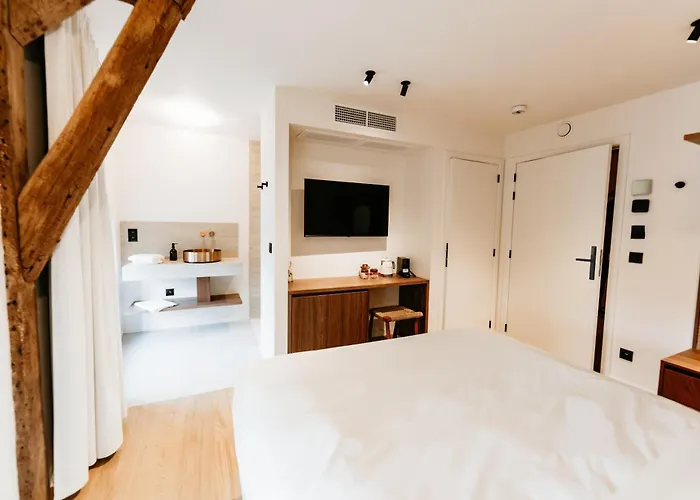 Hotel Alfred & Gastro Bar *