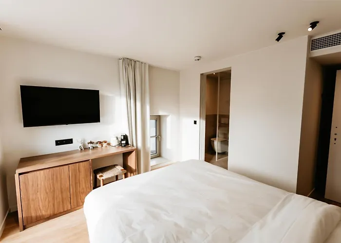 Hotel Alfred & Gastro Bar