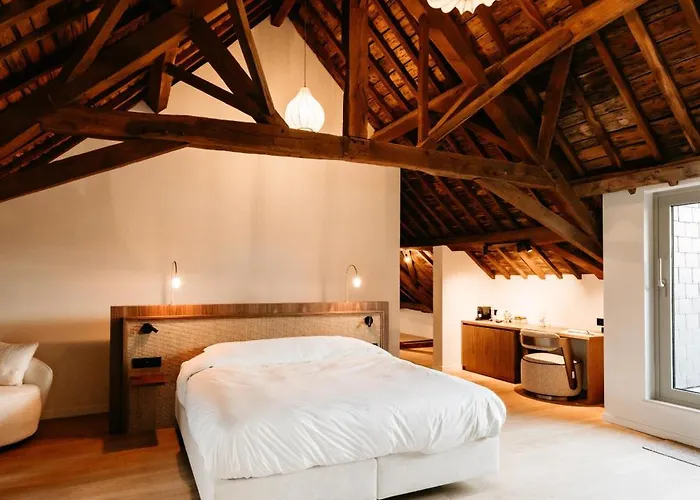 Hotel Alfred & Gastro Bar