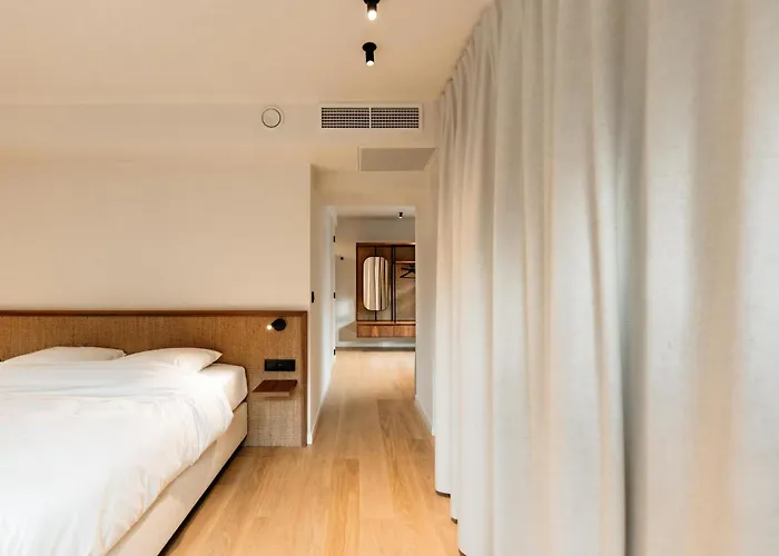 Alfred & Gastro Bar Hotel *